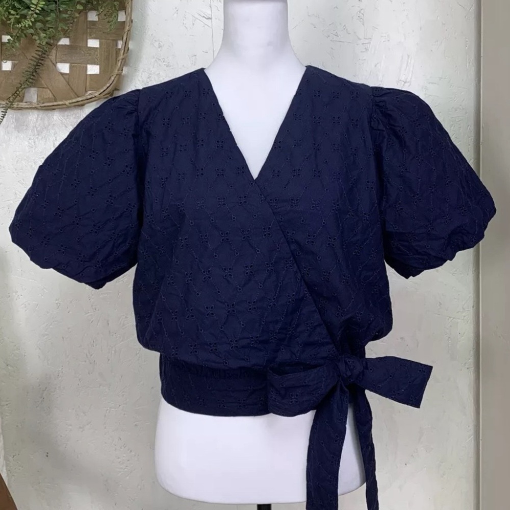 GAP Puff Sleeve Eyelet Wrap Top NAVY Size XXL - Picture 5 of 9
